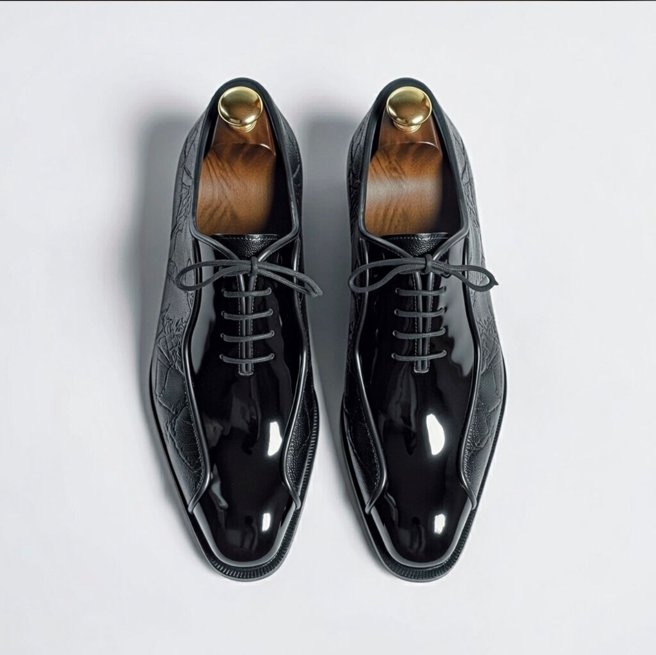 The Medici Noir "Gala" Oxford