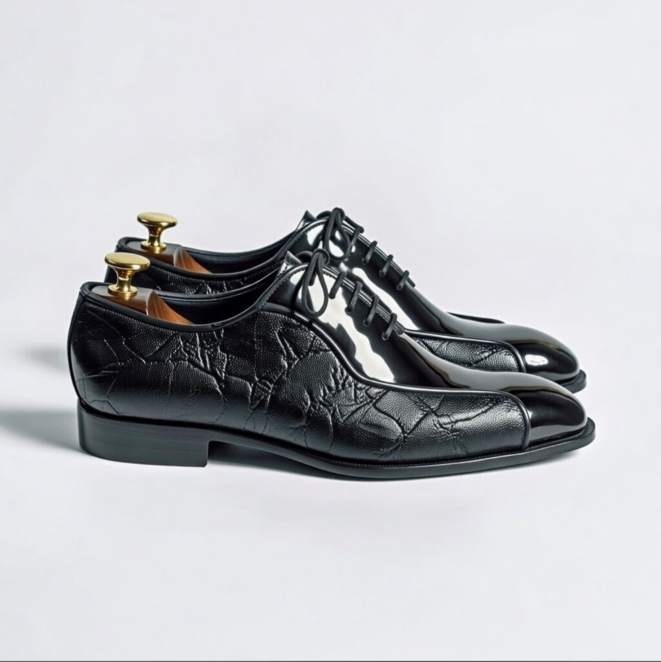 The Medici Noir "Gala" Oxford